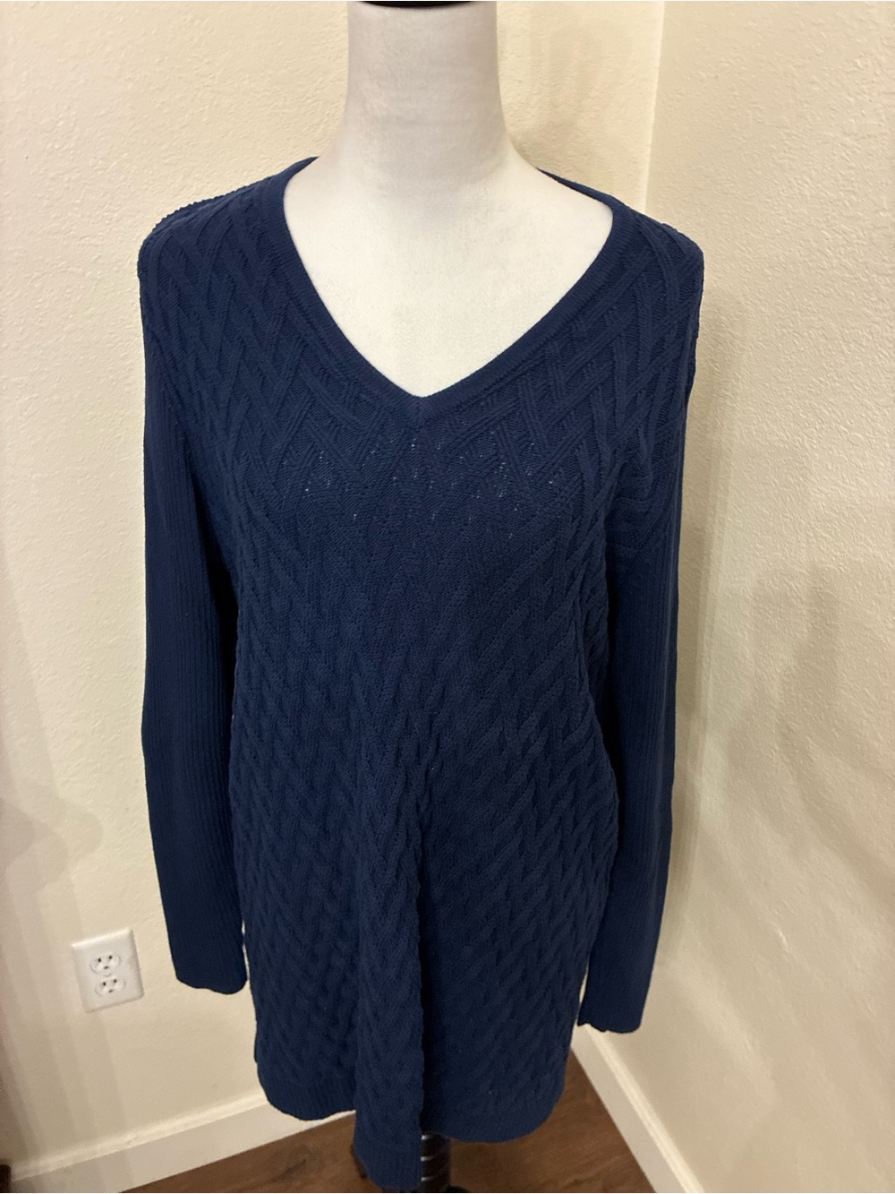 Lands' End Women's V-Neck Cable Knit Sweater - Navy Blue